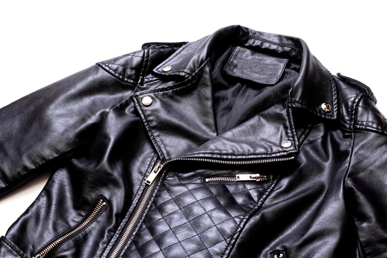 how to store leather jacket